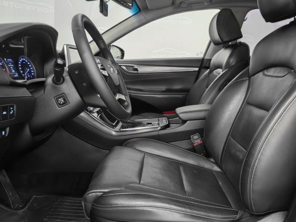Hyundai Grandeur VI с пробегом 2018 года, цена 2 220 000 рублей, 170000 км, седан, Автокод Объявления