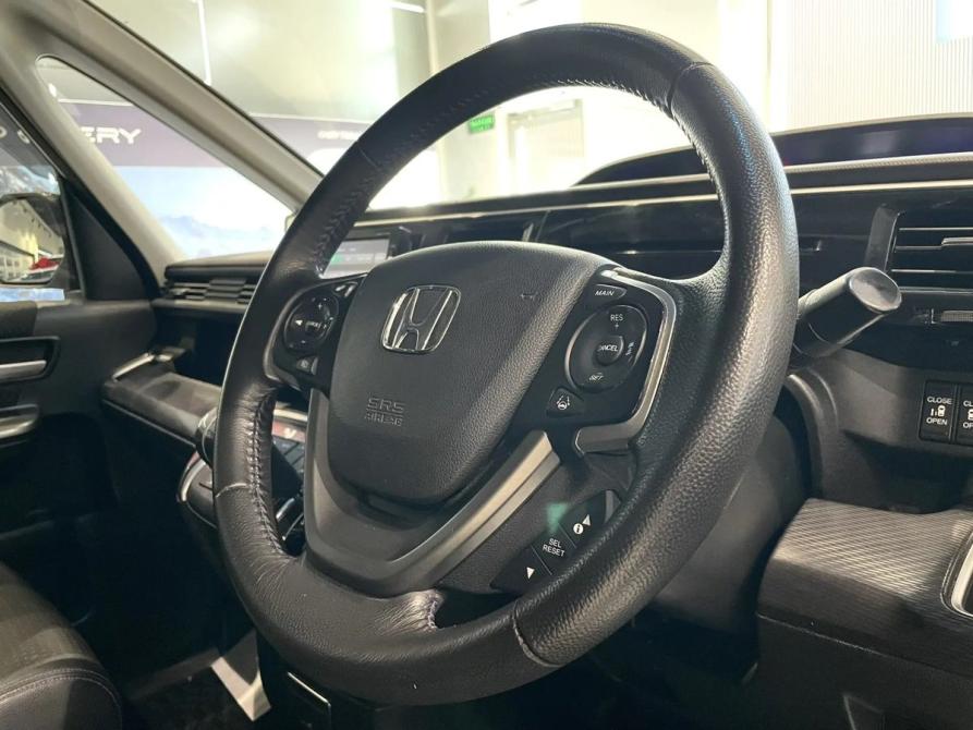 Honda Stepwgn V Рестайлинг Москва  - изображение 13