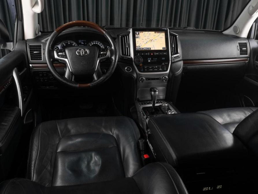 Toyota Land Cruiser 200 Series Рестайлинг 2 Тюмень  - изображение 6