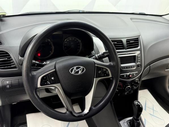 Hyundai Solaris I Рестайлинг с пробегом 2016 года, цена 1 250 000 рублей, 79717 км, хэтчбек, Автокод Объявления