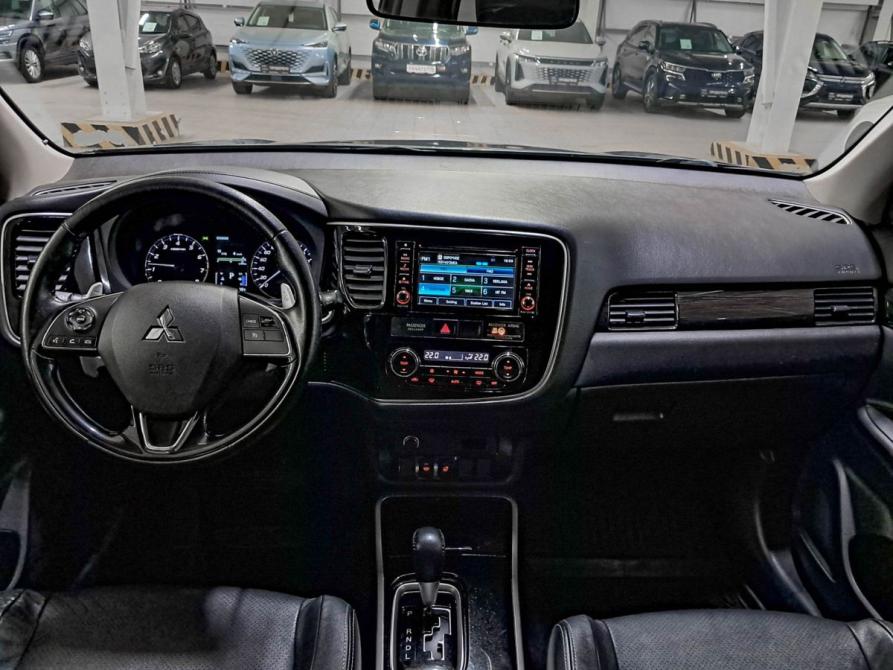 Mitsubishi Outlander III Рестайлинг 2 Набережные Челны  - изображение 17