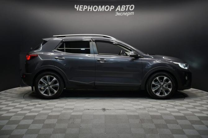 Kia Stonic I с пробегом 2018 года, цена 1 950 000 рублей, 104600 км, внедорожник, Автокод Объявления