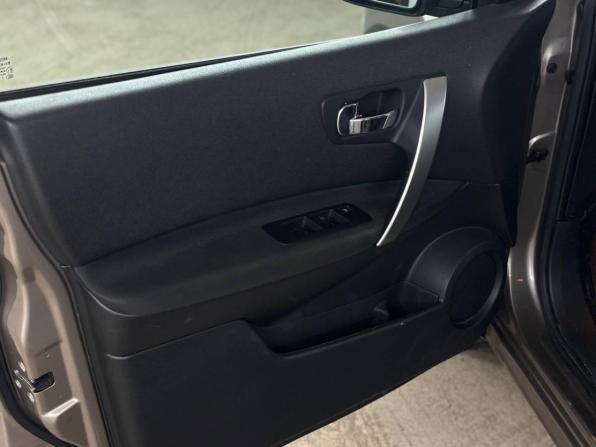 Nissan Qashqai I Рестайлинг с пробегом 2012 года, цена 1 049 000 рублей, 185000 км, внедорожник, Автокод Объявления