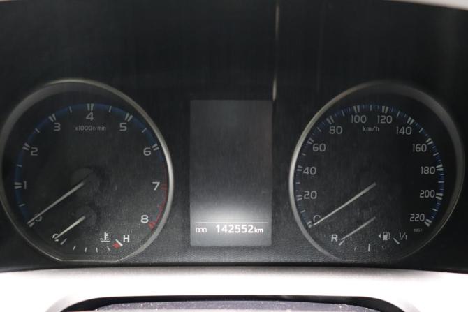 Toyota RAV4 IV (XA40) Рестайлинг с пробегом 2017 года, цена 2 080 000 рублей, 142552 км, внедорожник, Автокод Объявления