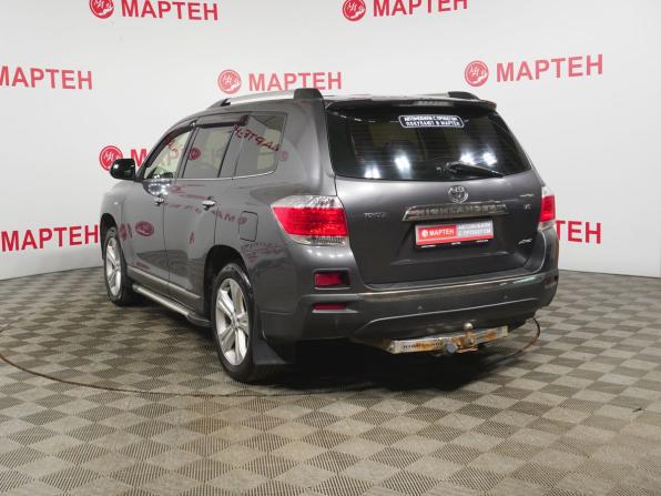 Toyota Highlander II (XU40) Рестайлинг с пробегом 2012 года, цена 1 840 000 рублей, 231571 км, внедорожник, Автокод Объявления