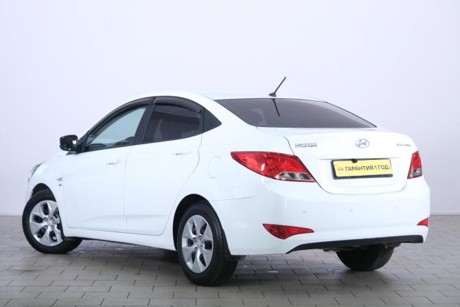 Hyundai Solaris I Рестайлинг с пробегом 2015 года, цена 979 000 рублей, 92000 км, седан, Автокод Объявления