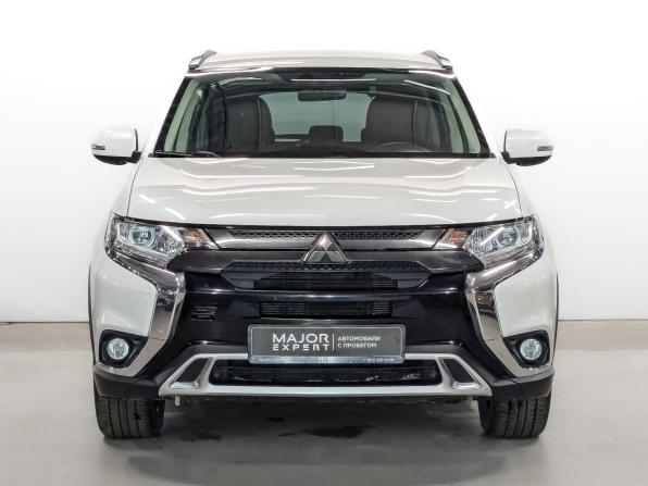 Mitsubishi Outlander III Рестайлинг 3 с пробегом 2021 года, цена 2 650 000 рублей, 76045 км, внедорожник, Автокод Объявления