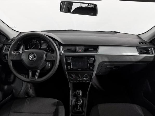 Skoda Rapid I Рестайлинг с пробегом 2018 года, цена 1 090 000 рублей, 120000 км, лифтбек, Автокод Объявления