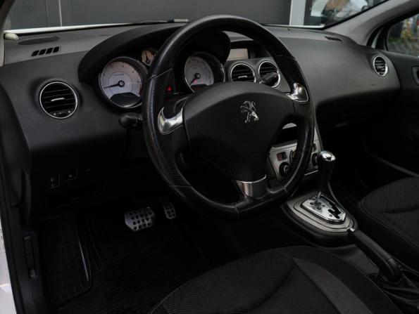 Peugeot 408 I с пробегом 2014 года, цена 529 000 рублей, 239013 км, седан, Автокод Объявления