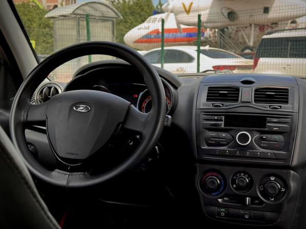 Lada (ВАЗ) Granta I Рестайлинг с пробегом 2023 года, цена 920 000 рублей, 44502 км, универсал, Автокод Объявления