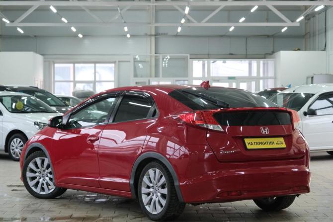 Honda Civic IX с пробегом 2013 года, цена 1 299 000 рублей, 210000 км, хэтчбек, Автокод Объявления