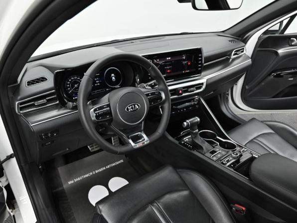 Kia K5 III с пробегом 2021 года, цена 2 449 000 рублей, 111000 км, седан, Автокод Объявления