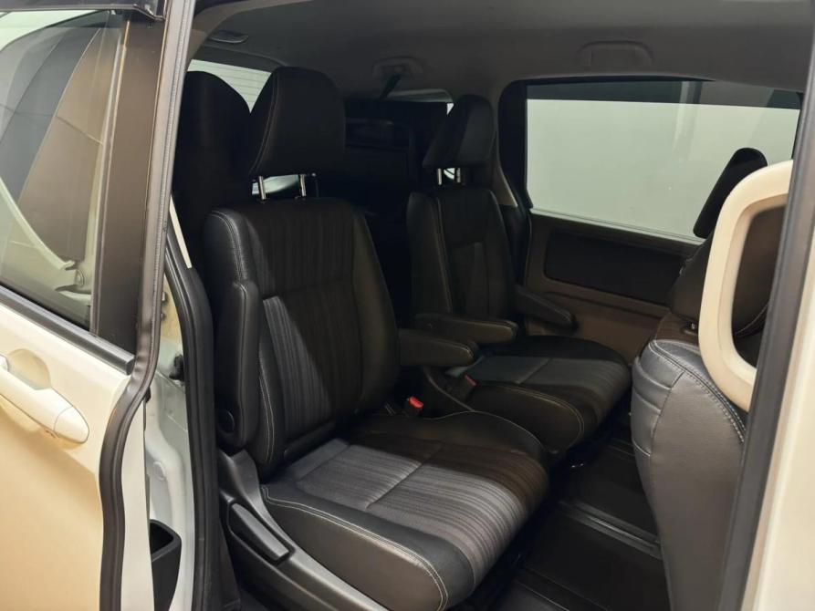 Honda Freed II Красноярск  - изображение 10