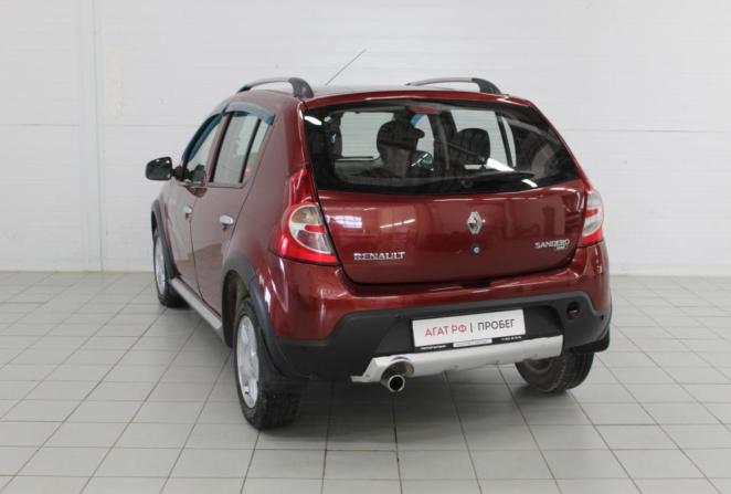 Renault Sandero I с пробегом 2013 года, цена 580 000 рублей, 121407 км, хэтчбек, Автокод Объявления