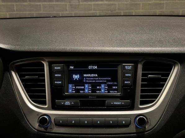 Hyundai Solaris II с пробегом 2019 года, цена 1 395 000 рублей, 72493 км, седан, Автокод Объявления