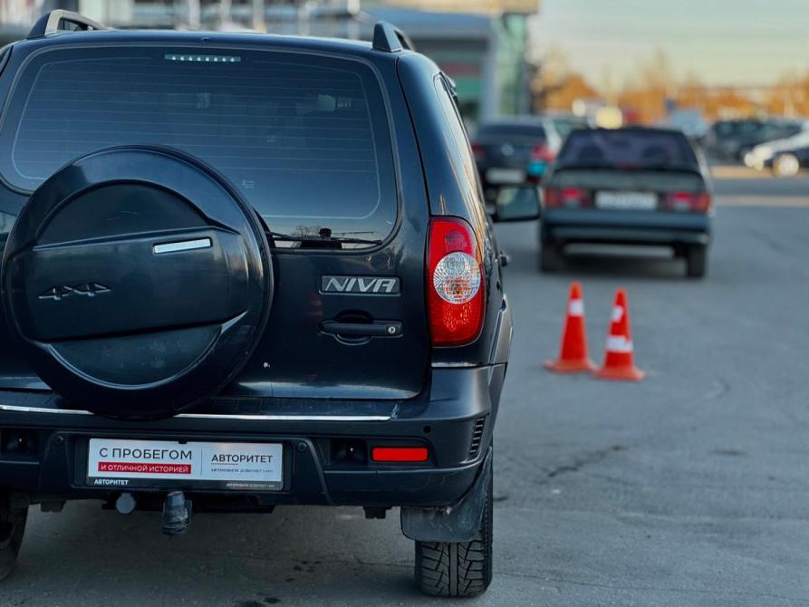 Chevrolet Niva I Рестайлинг Архангельск  - изображение 8