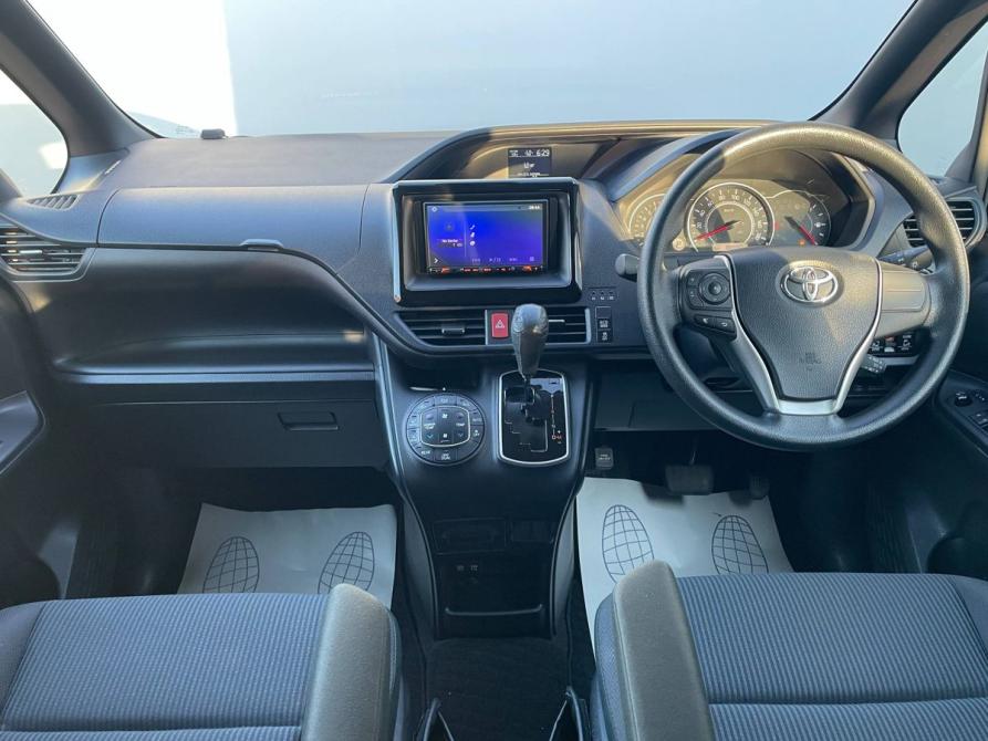 Toyota Voxy III (R80) Рестайлинг Стерлитамак  - изображение 20