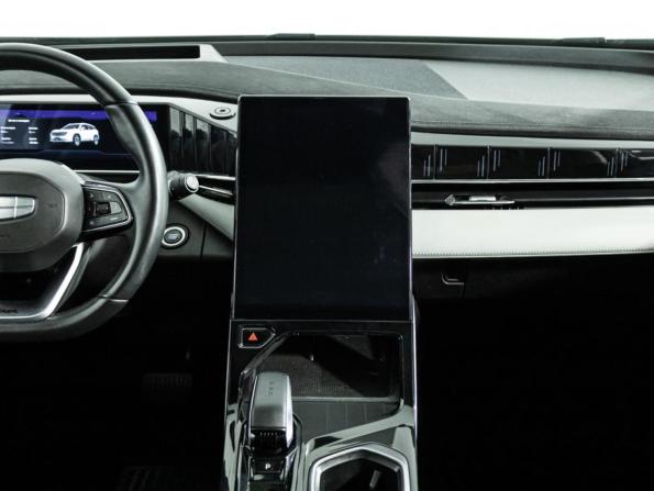 Geely Atlas II с пробегом 2024 года, цена 2 900 000 рублей, 31643 км, внедорожник, Автокод Объявления