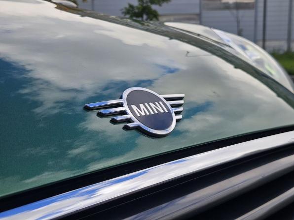 Mini Hatch III (F55/F56) Рестайлинг с пробегом 2019 года, цена 2 050 000 рублей, 59270 км, хэтчбек, Автокод Объявления