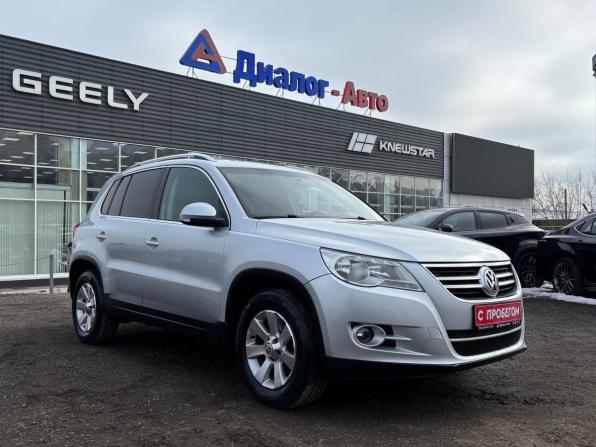 Volkswagen Tiguan I с пробегом 2010 года, цена 1 035 000 рублей, 235583 км, внедорожник, Автокод Объявления