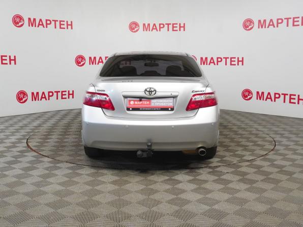 Toyota Camry VI (XV40) Рестайлинг с пробегом 2010 года, цена 999 000 рублей, 302740 км, седан, Автокод Объявления