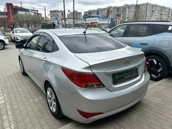Hyundai Solaris I Рестайлинг с пробегом 2015 года, цена 915 000 рублей, 105687 км, седан, Автокод Объявления