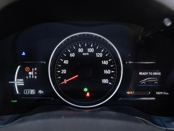 Honda Vezel I с пробегом 2017 года, цена 1 740 000 рублей, 182913 км, внедорожник, Автокод Объявления