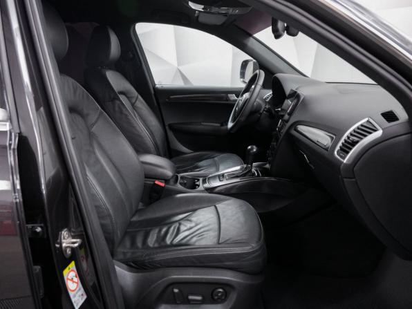 Audi Q5 I (8R) с пробегом 2009 года, цена 1 390 000 рублей, 181356 км, внедорожник, Автокод Объявления