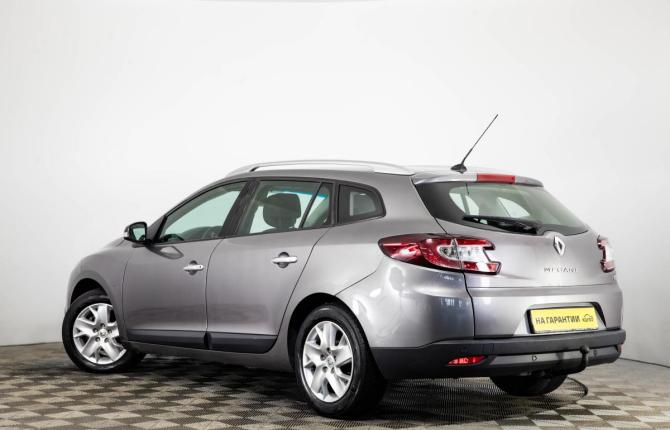 Renault Megane III с пробегом 2011 года, цена 779 000 рублей, 290000 км, универсал, Автокод Объявления