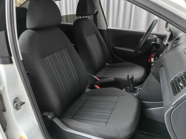 Volkswagen Polo V Рестайлинг с пробегом 2018 года, цена 999 000 рублей, 97240 км, седан, Автокод Объявления