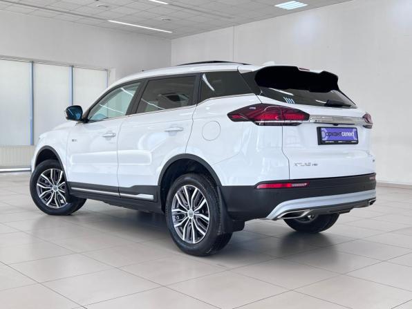 Geely Atlas Pro с пробегом 2023 года, цена 2 299 000 рублей, 15438 км, внедорожник, Автокод Объявления
