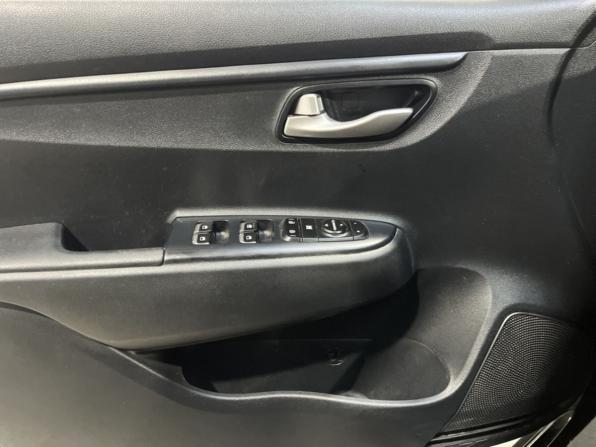 Kia Rio IV с пробегом 2019 года, цена 1 465 000 рублей, 77075 км, хэтчбек, Автокод Объявления