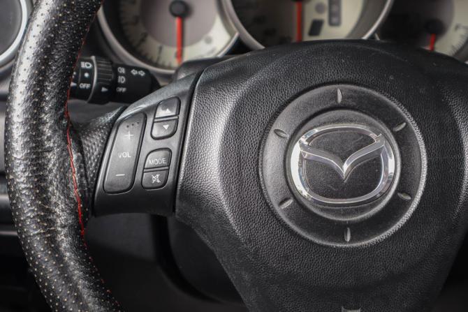 Mazda 3 I (BK) Рестайлинг с пробегом 2008 года, цена 829 000 рублей, 265000 км, седан, Автокод Объявления