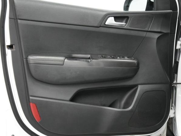 Kia Sportage IV с пробегом 2016 года, цена 1 970 000 рублей, 141000 км, внедорожник, Автокод Объявления
