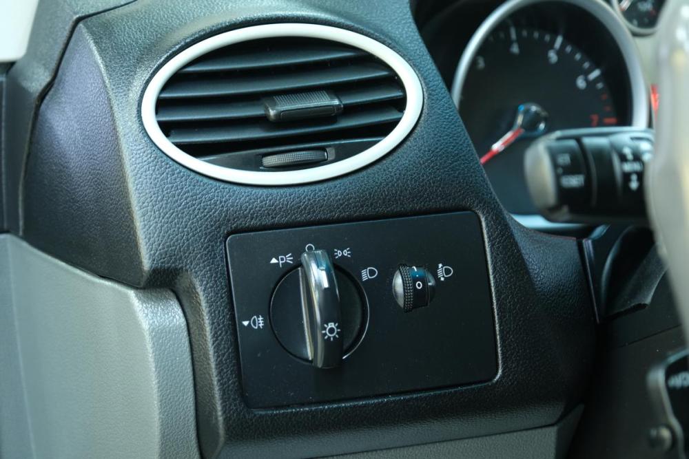 Ford Focus II Рестайлинг Омск  - изображение 10