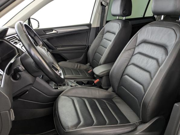 Volkswagen Tiguan II Рестайлинг с пробегом 2021 года, цена 3 635 000 рублей, 61133 км, внедорожник, Автокод Объявления