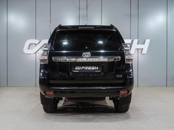 Toyota Land Cruiser Prado 150 Series Рестайлинг 2 с пробегом 2017 года, цена 4 349 000 рублей, 189247 км, внедорожник, Автокод Объявления