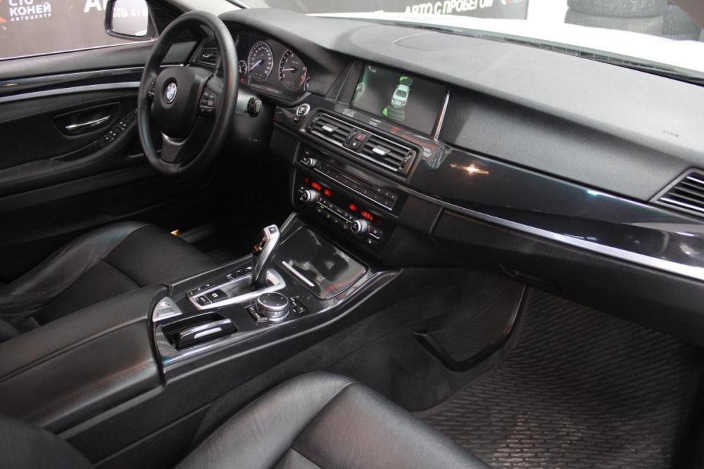 BMW 5 серии VI (F10/F11/F07) Рестайлинг Томск  - изображение 8