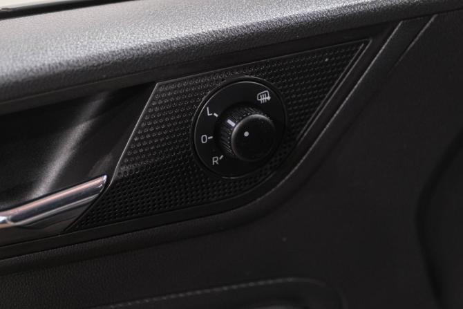 Skoda Rapid II с пробегом 2021 года, цена 2 099 000 рублей, 95000 км, лифтбек, Автокод Объявления