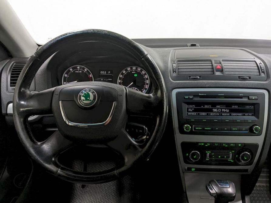 Skoda Octavia II (A5) Рестайлинг Москва  - изображение 21