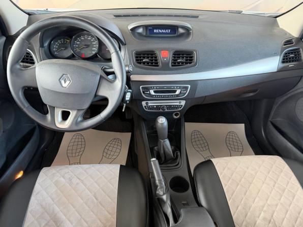 Renault Fluence I с пробегом 2010 года, цена 675 000 рублей, 208700 км, седан, Автокод Объявления