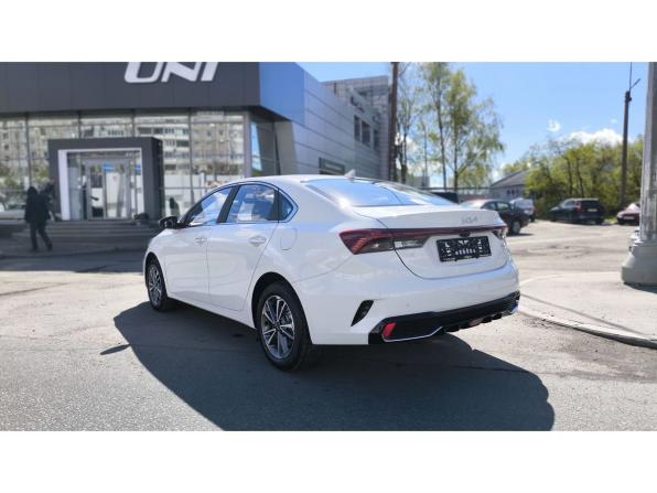 Новый Kia K3 II (China Market) Рестайлинг 2025 года, цена 2 800 000 рублей, седан, Автокод Объявления