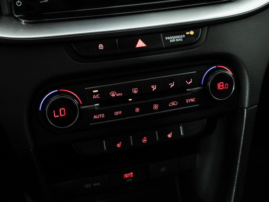 Kia Ceed III Рестайлинг Санкт-Петербург  - изображение 18