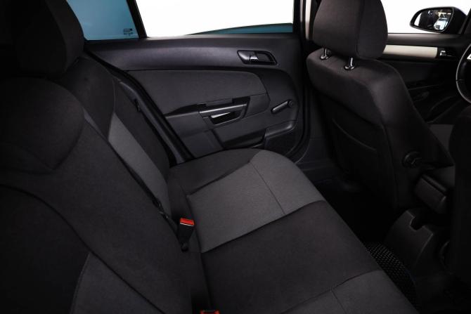 Opel Astra H Рестайлинг с пробегом 2007 года, цена 669 000 рублей, 267000 км, хэтчбек, Автокод Объявления