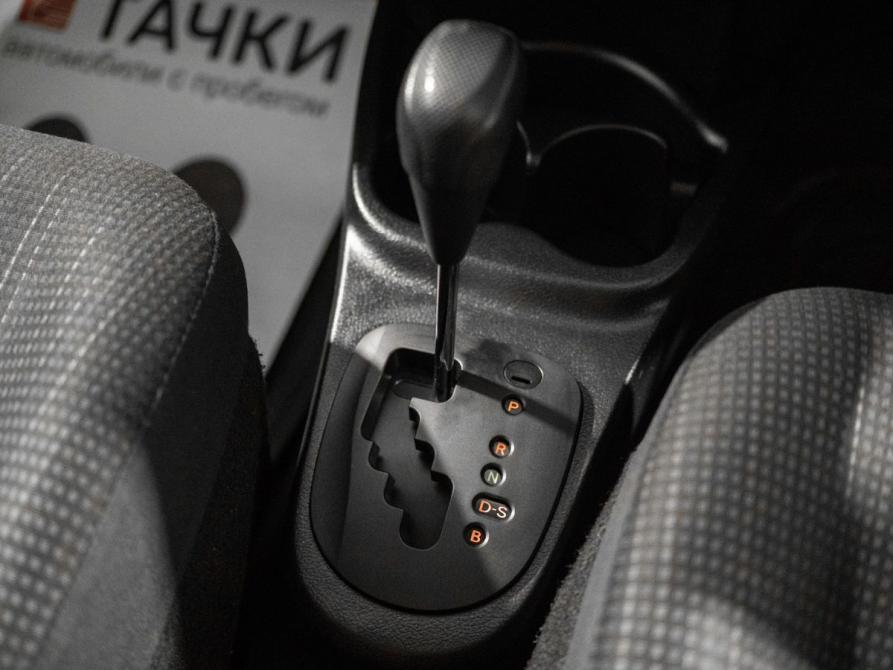 Toyota Vitz III (XP130) Рестайлинг 2 Иркутск  - изображение 15
