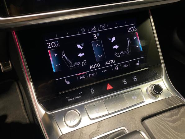 Audi A6 V (C8) с пробегом 2019 года, цена 3 700 000 рублей, 129105 км, седан, Автокод Объявления
