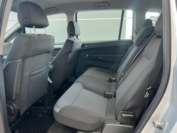 Opel Zafira B Рестайлинг с пробегом 2012 года, цена 799 000 рублей, 91462 км, компактвэн, Автокод Объявления