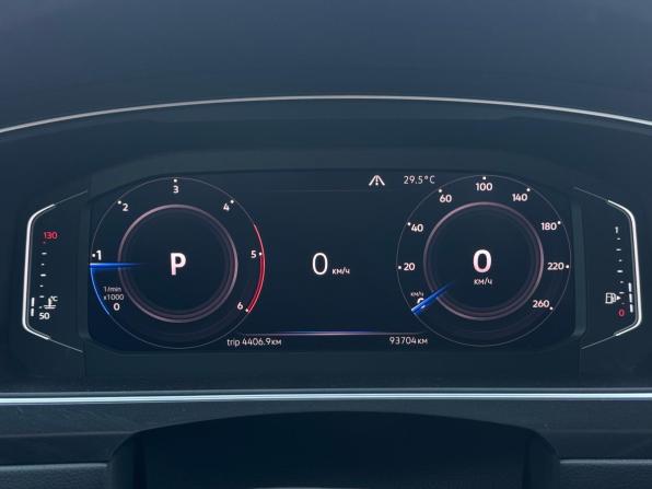 Volkswagen Tiguan II с пробегом 2019 года, цена 3 100 000 рублей, 93704 км, внедорожник, Автокод Объявления