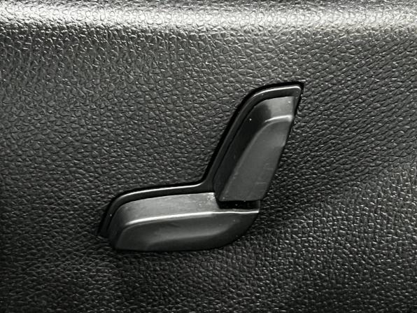Mercedes-Benz C-Класс III (W204) Рестайлинг с пробегом 2011 года, цена 1 200 000 рублей, 217000 км, седан, Автокод Объявления