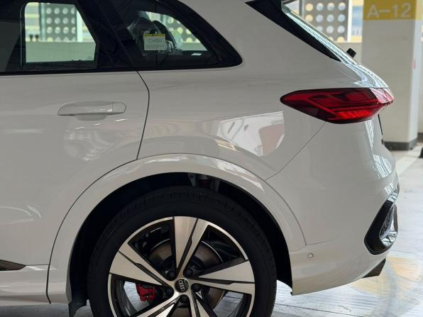 Новый Audi Q5 III 2026 года, цена 7 990 000 рублей, внедорожник, Автокод Объявления